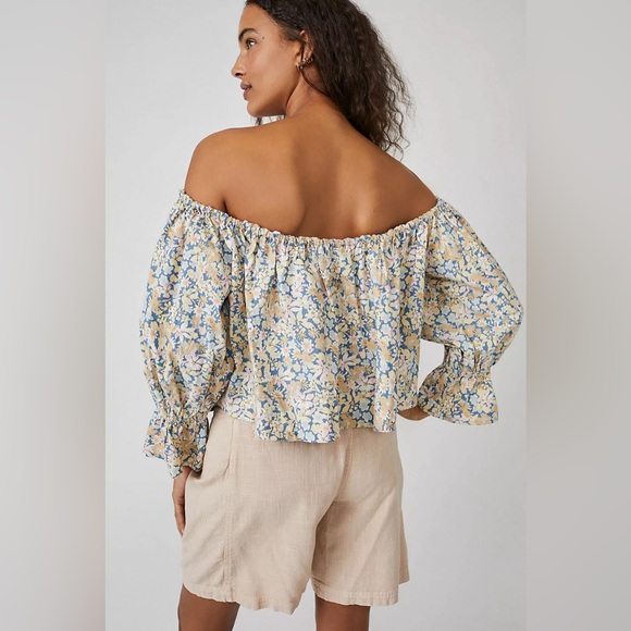 FREE PEOPLE James Floral Cropped Long Sleeve Smocked‎ Top Size Large - Picture 10 of 12